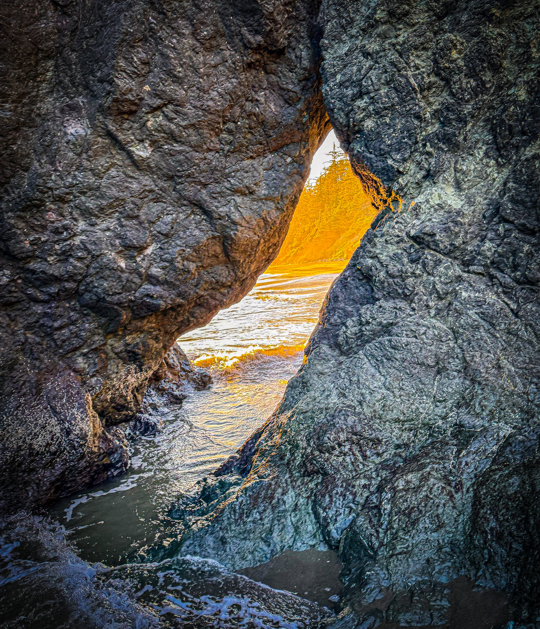 Discovering the Hidden Gems of Port Orford: A Journey Through Time at Battle Rock