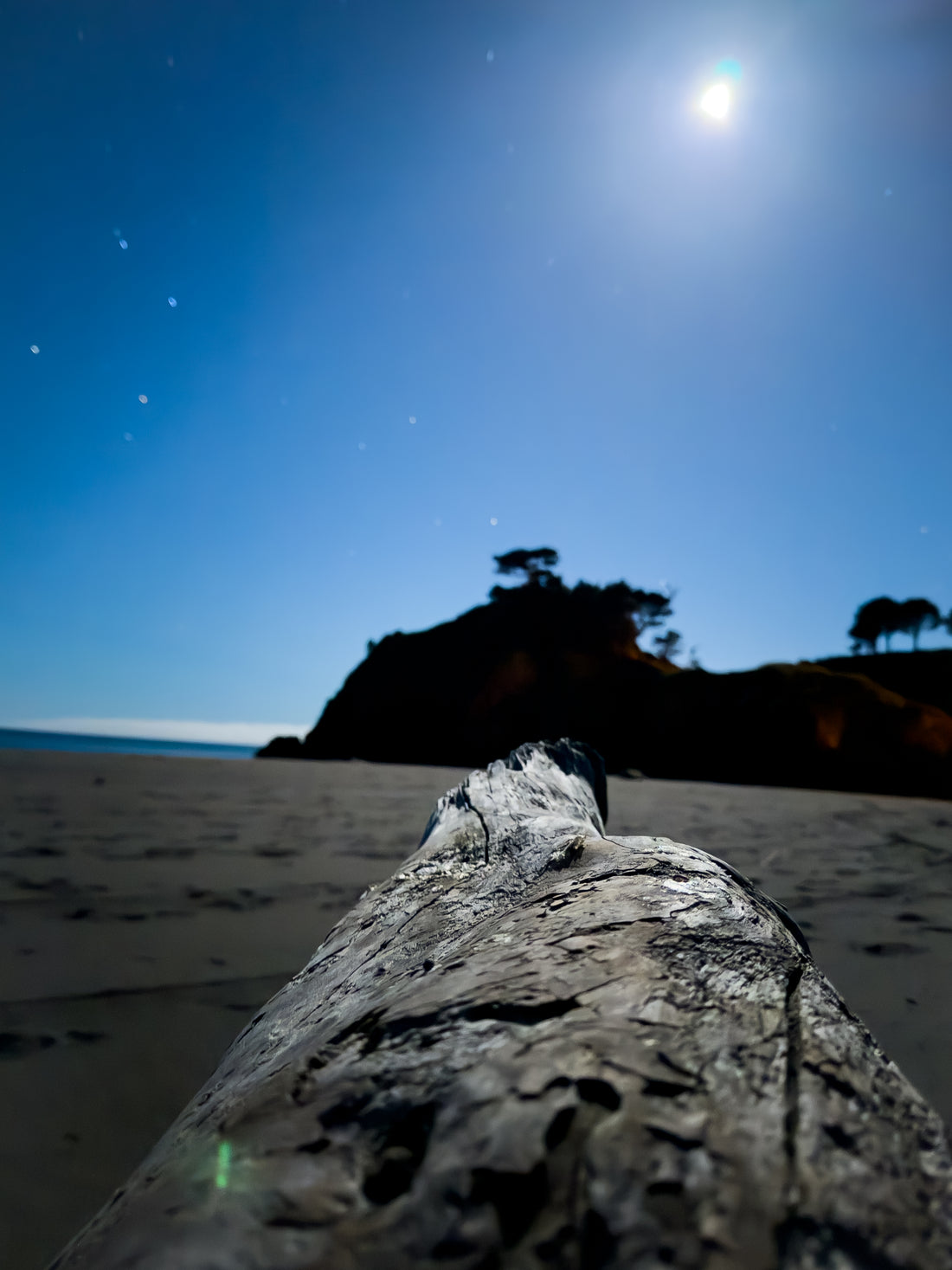 Midnight Musings: A Nocturnal Adventure at Battle Rock Beach